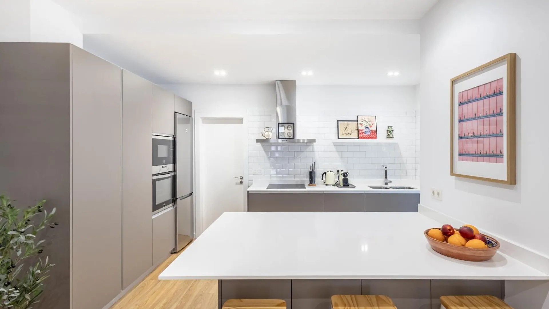 דירות Charming Duplex In גרנדה